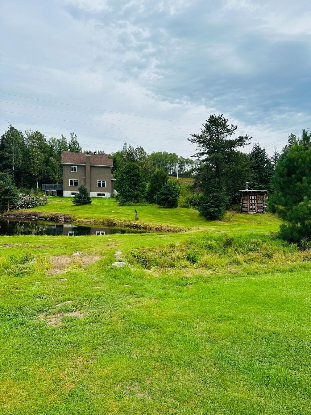 Domaine A Blue Villa Baie-Saint-Paul Exterior photo