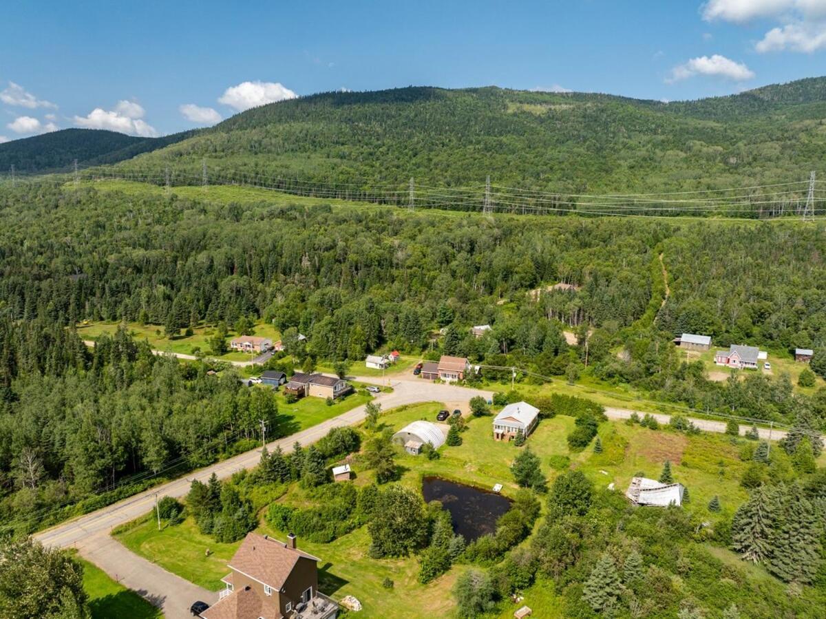 Domaine A Blue Villa Baie-Saint-Paul Exterior photo
